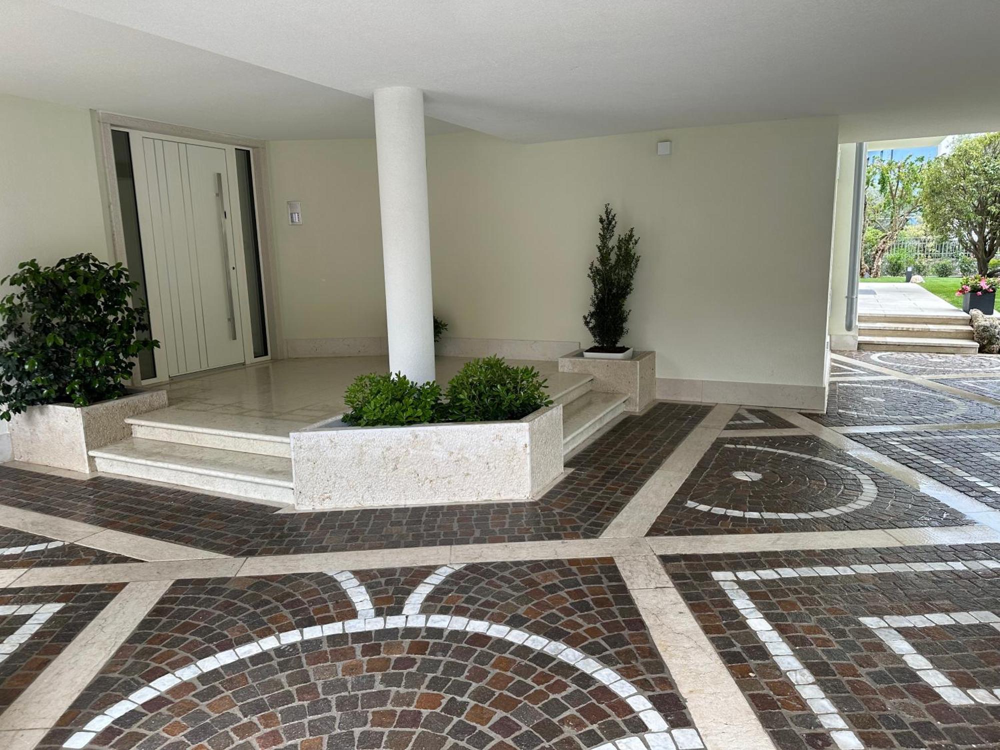 Residence Villa Dalila - Appartamento Dalila Riva del Garda Bagian luar foto