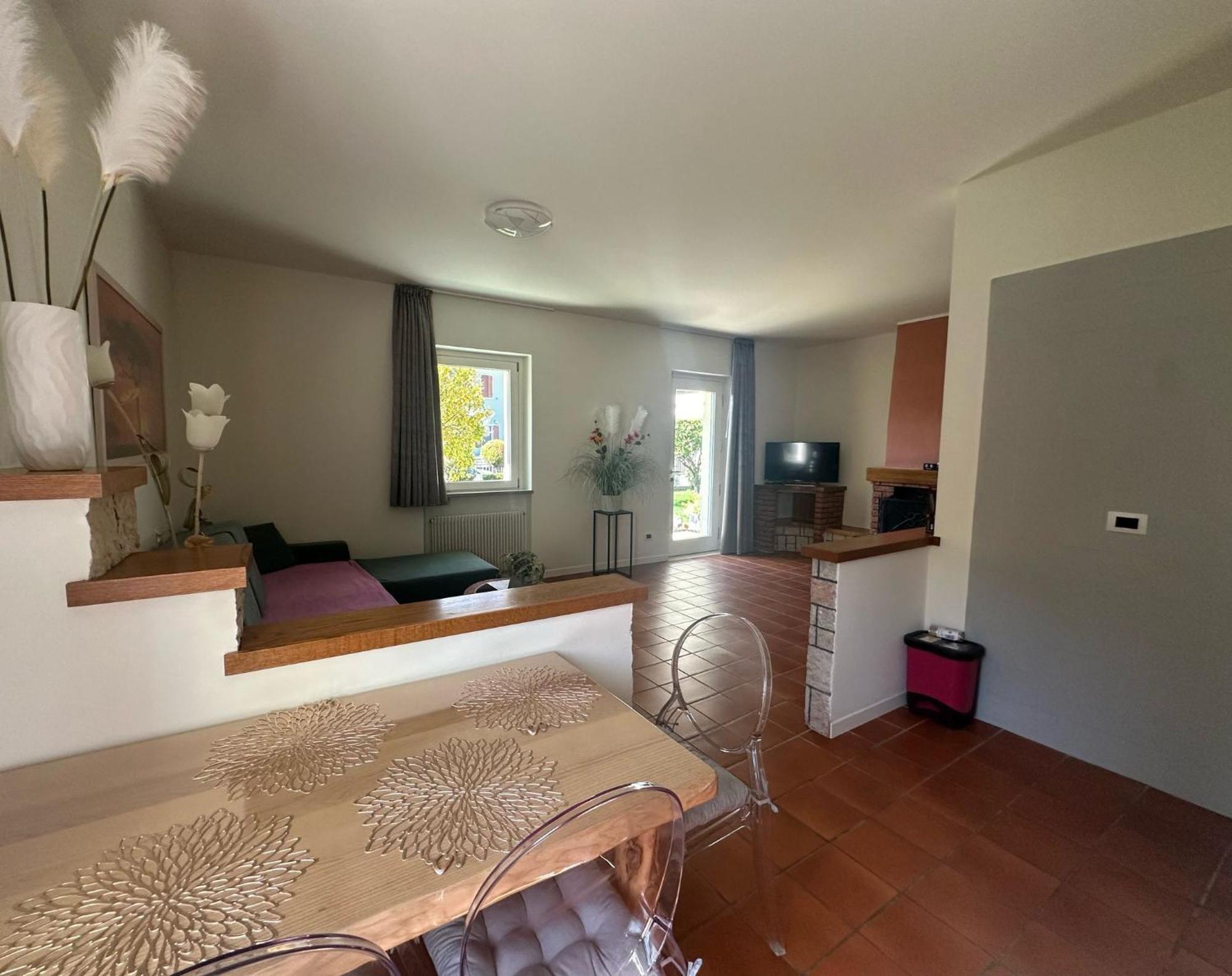 Residence Villa Dalila - Appartamento Dalila Riva del Garda Bagian luar foto